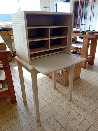 Cabinet en cour de fabrication